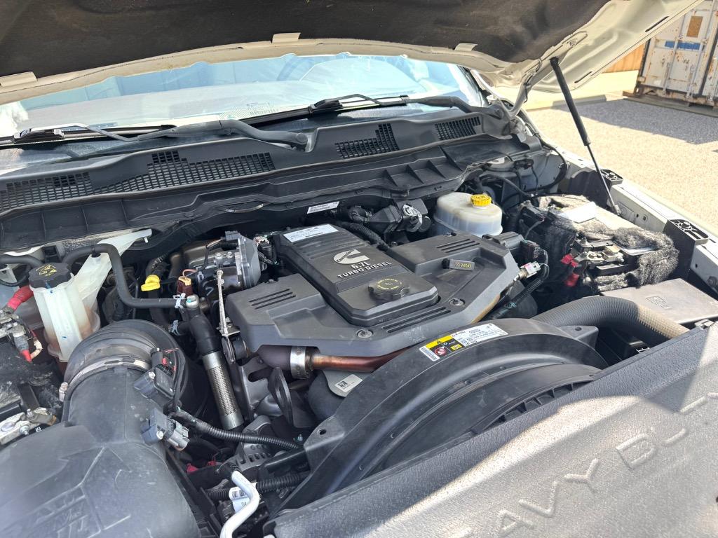 2018 RAM Ram 3500 Pickup Laramie - Photo 18