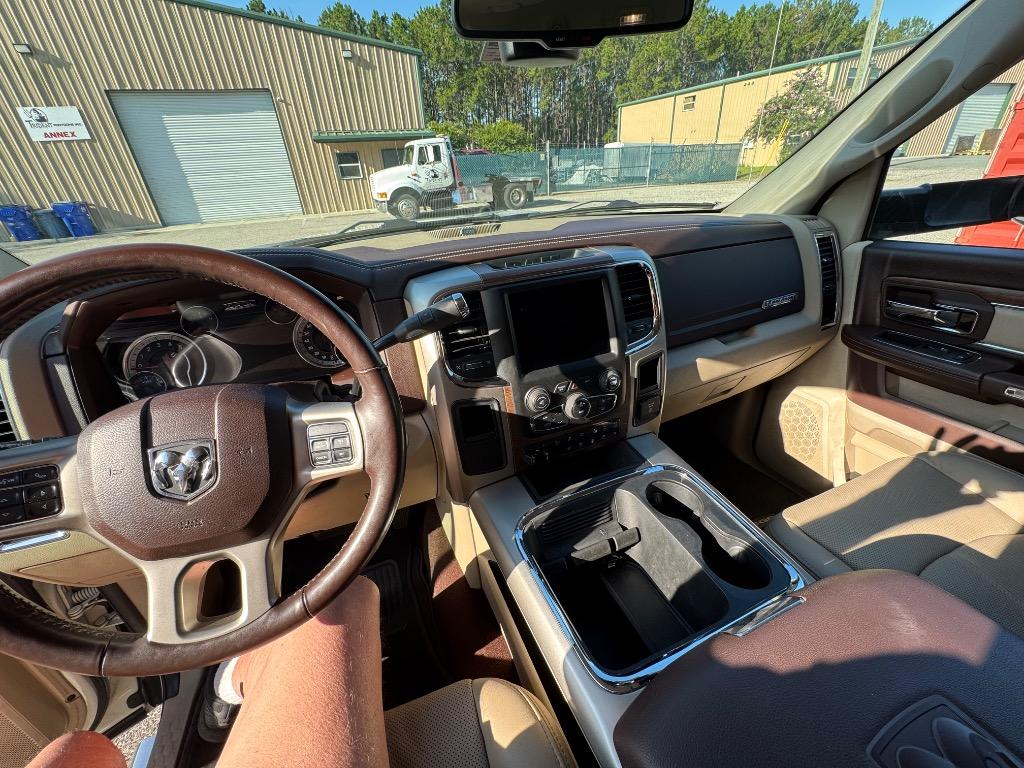 2018 RAM Ram 3500 Pickup Laramie - Photo 9