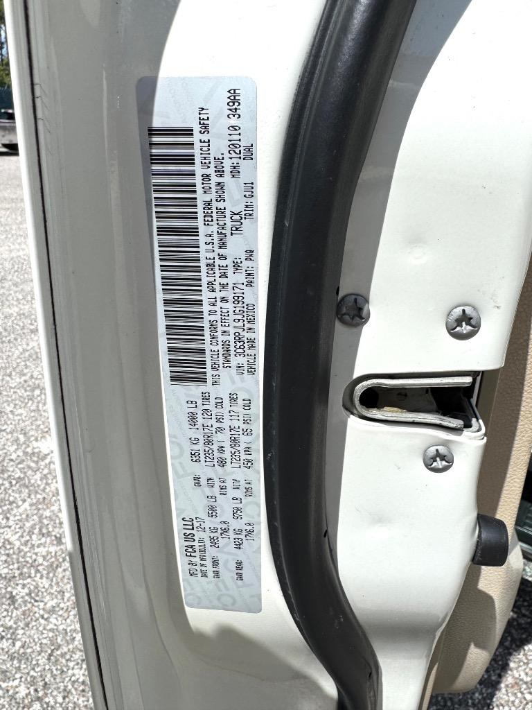 2018 RAM Ram 3500 Pickup Laramie - Photo 17